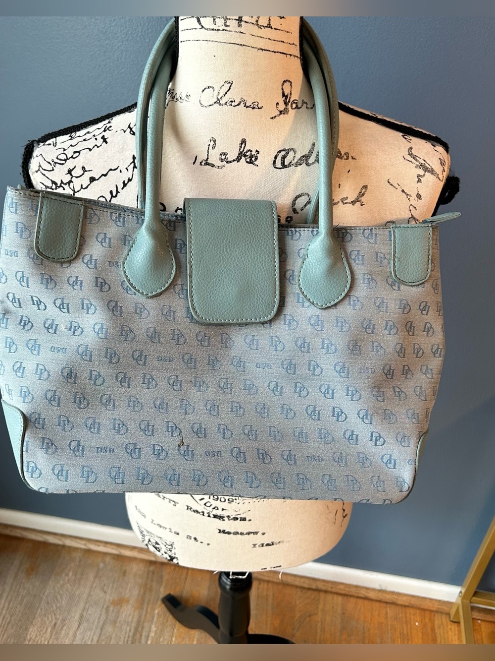 D&B fake double pocket hand bag - Picture 2 of 14